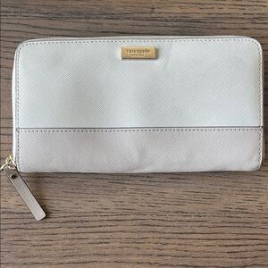 Kate Spade Two-Tone Cream and Tan Wallet